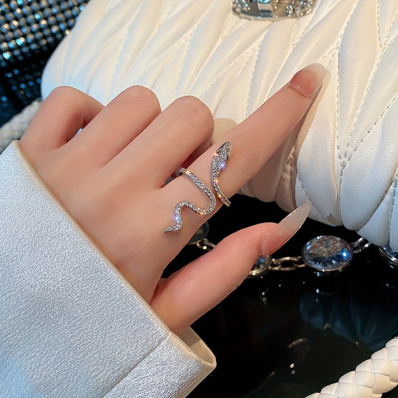 1 Piece Of Trendy, Stylish And High-End Snake-Shaped Wrap-Around Adjustable Ring For Women, Inlaid With Rhinestones - Suitable For Daily Wear, Party Occasions And Gifting