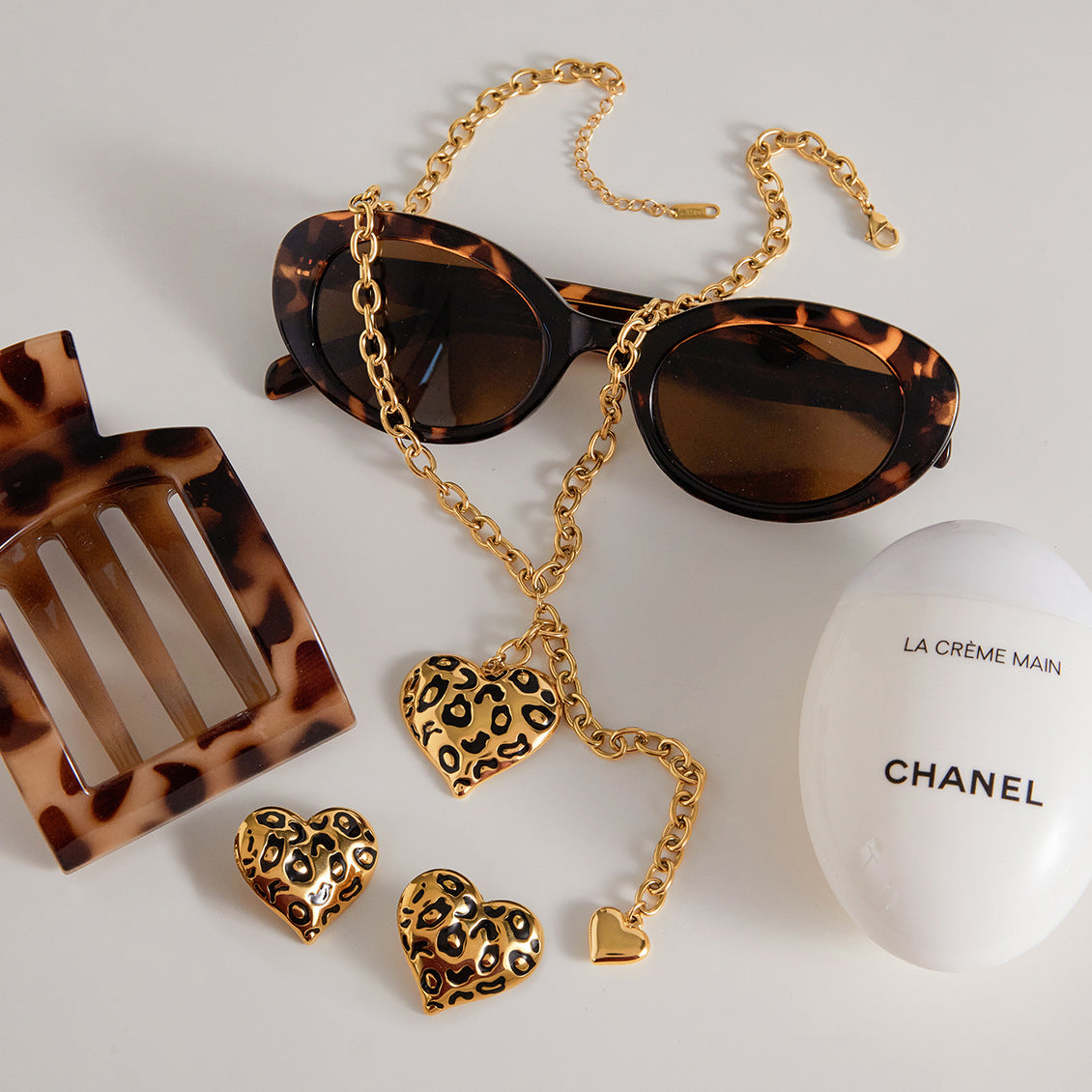 Womens Affectionate Necklace Accessory Light-Luxury Oil-Drop Earrings