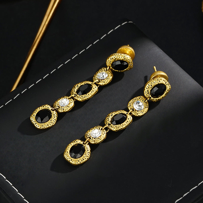 Elegant And Personalized Black Tassel Palace Style Earrings