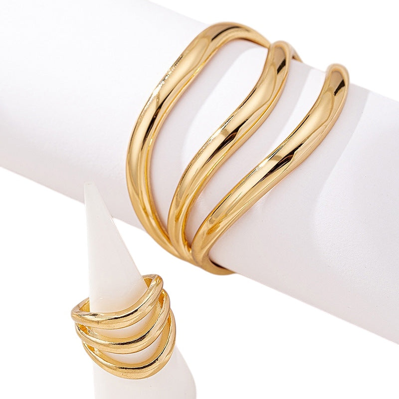 Amaní · Signature Retro Cuff Set – Ring & Bracelet Duo